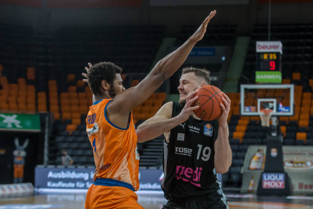 成为很多年 成为很多年